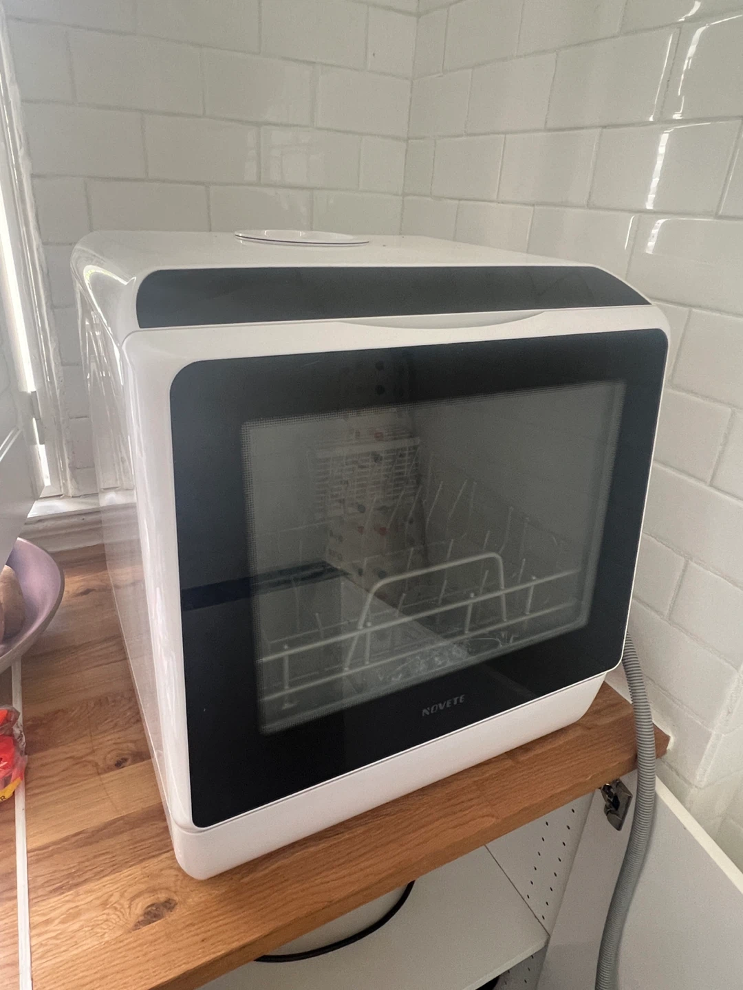 Novete Compact Countertop Dishwasher