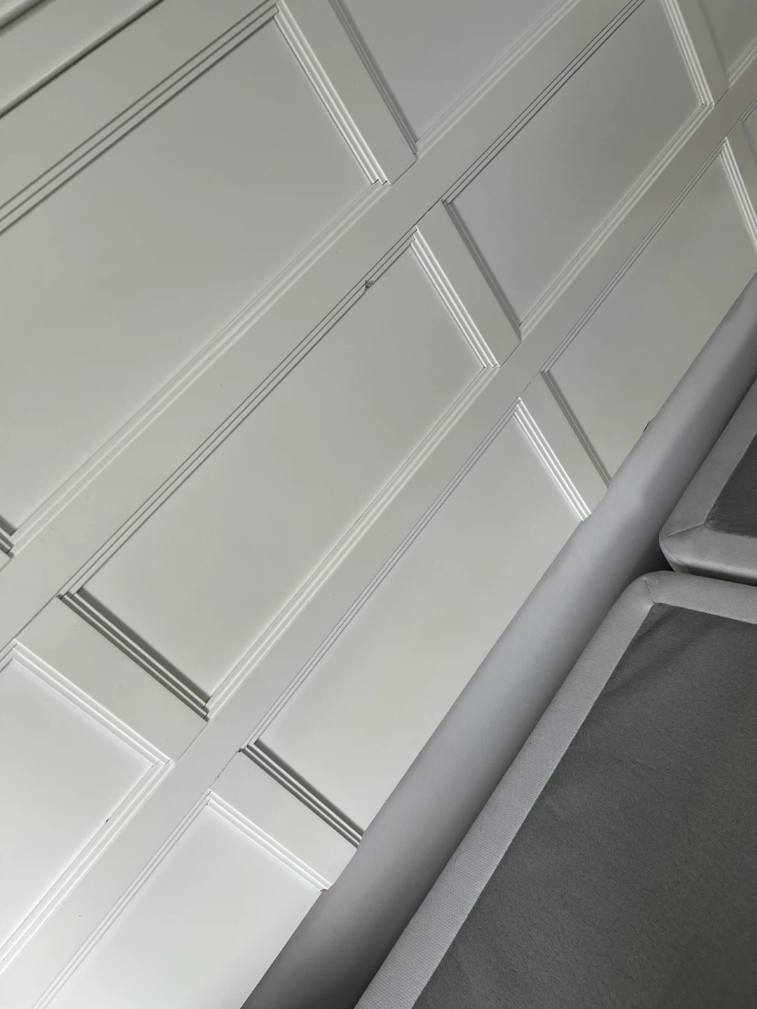 Urban Barn King Bedframe - photo 5
