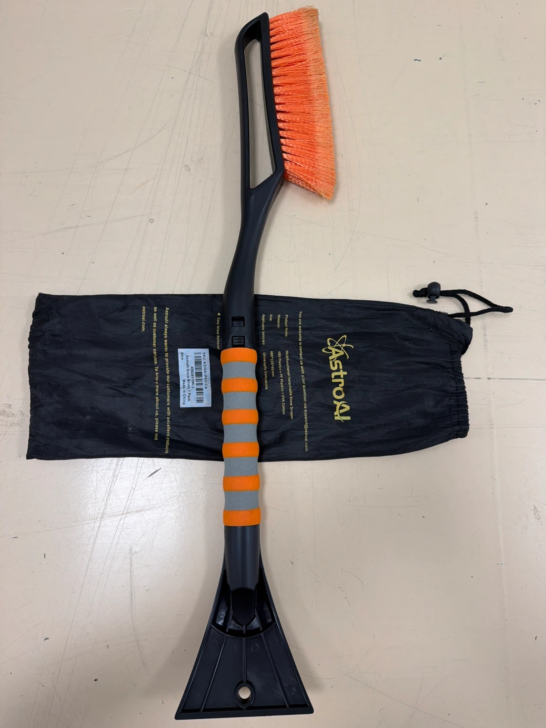 Detachable Snow Brush and Ice Scraper - photo 3