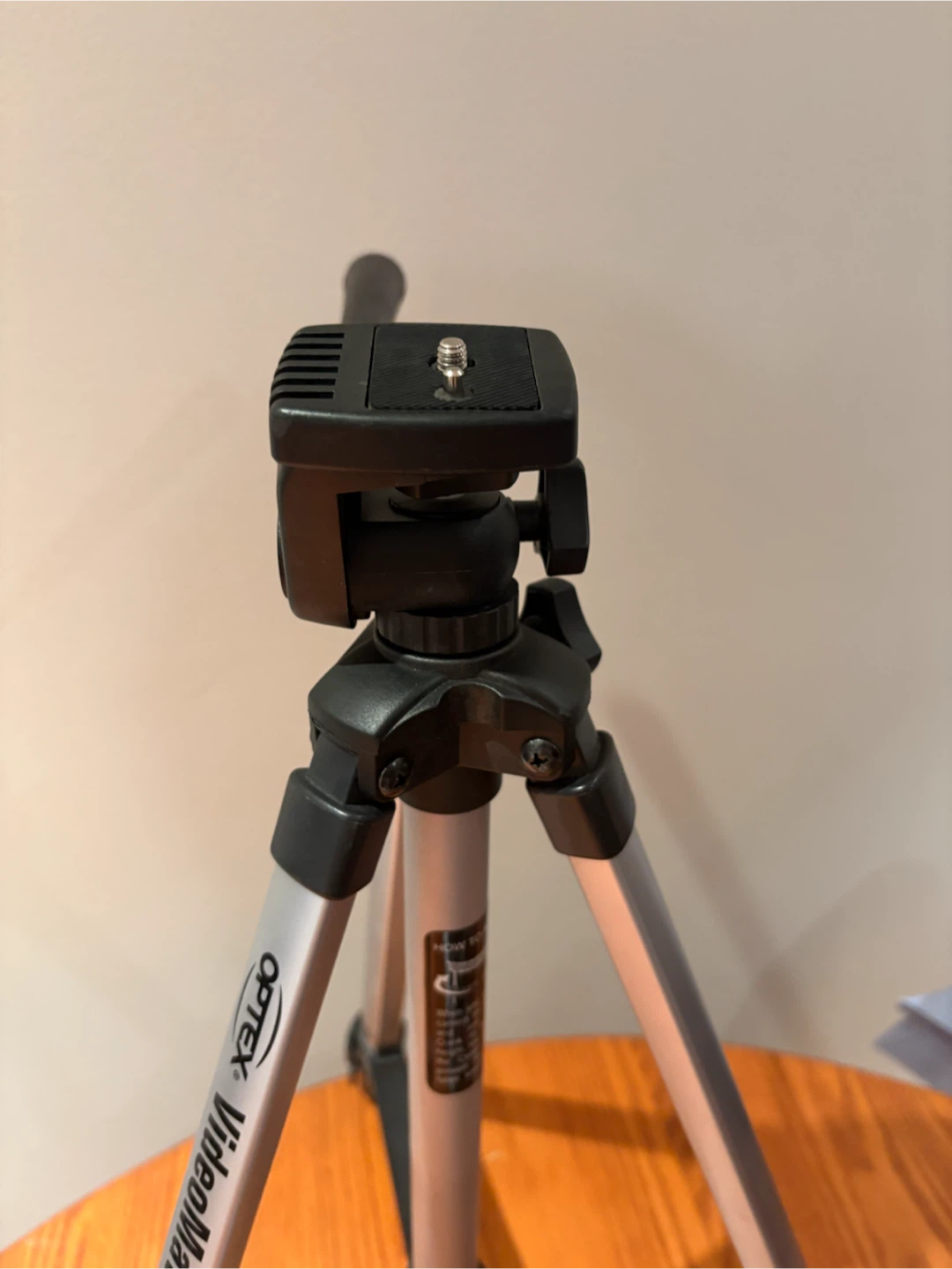 Optex VideoMate Camera Tripod - photo 3