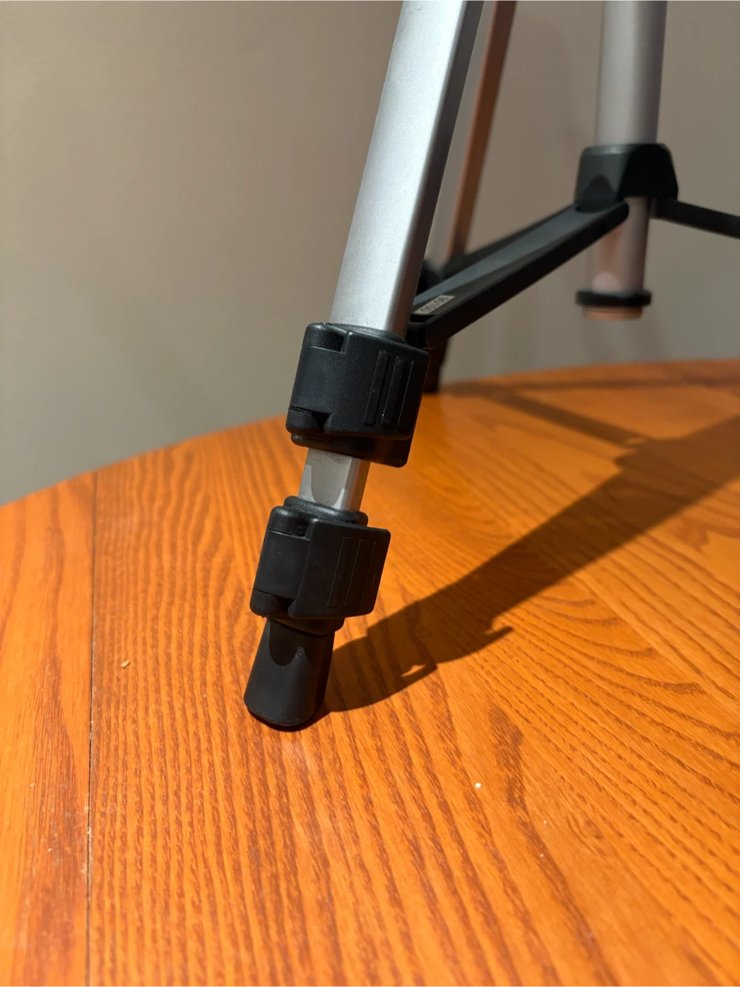 Optex VideoMate Camera Tripod - photo 4