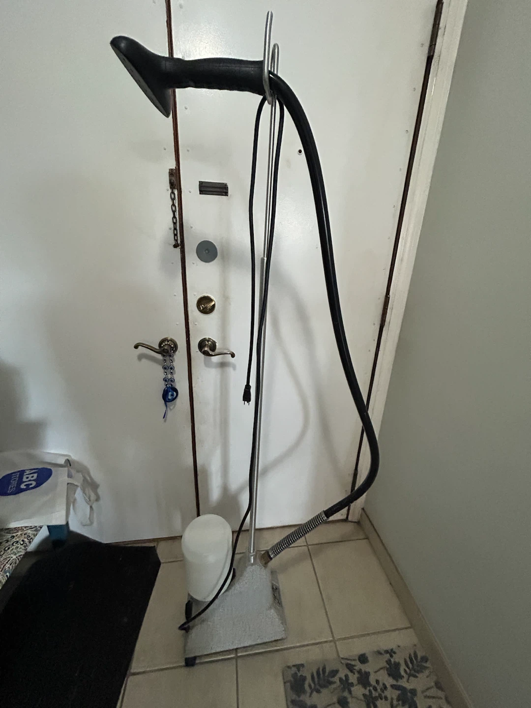 Standing Garment Steamer - photo 2