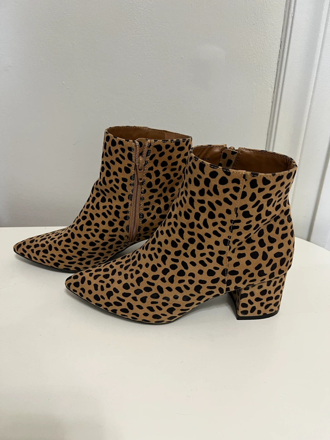 🏈 Leopard Print Ankle Boots - photo 2