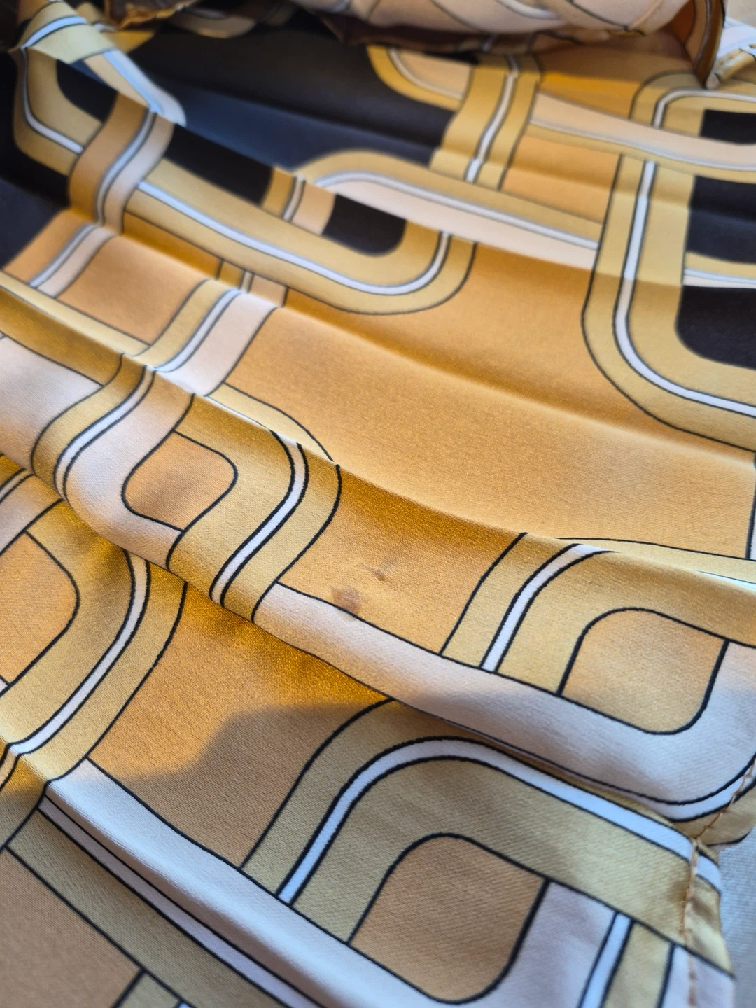 H&M RICHARD ALLEN SATIN PLEATED SKIRT - photo 4
