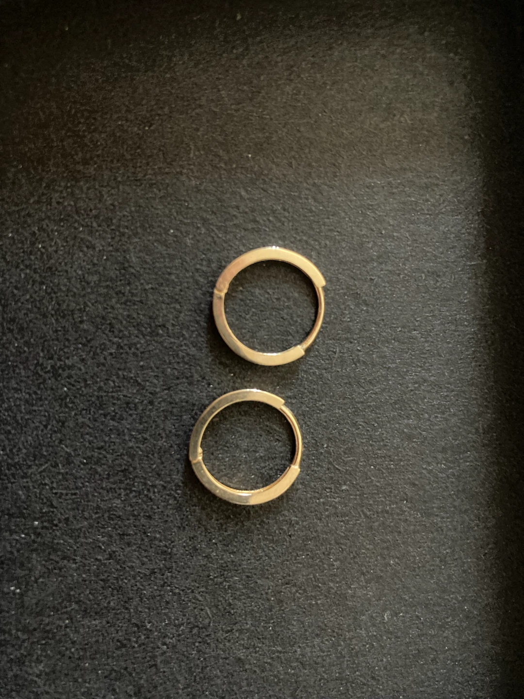 Small Gold Hoop Earrings 🏈