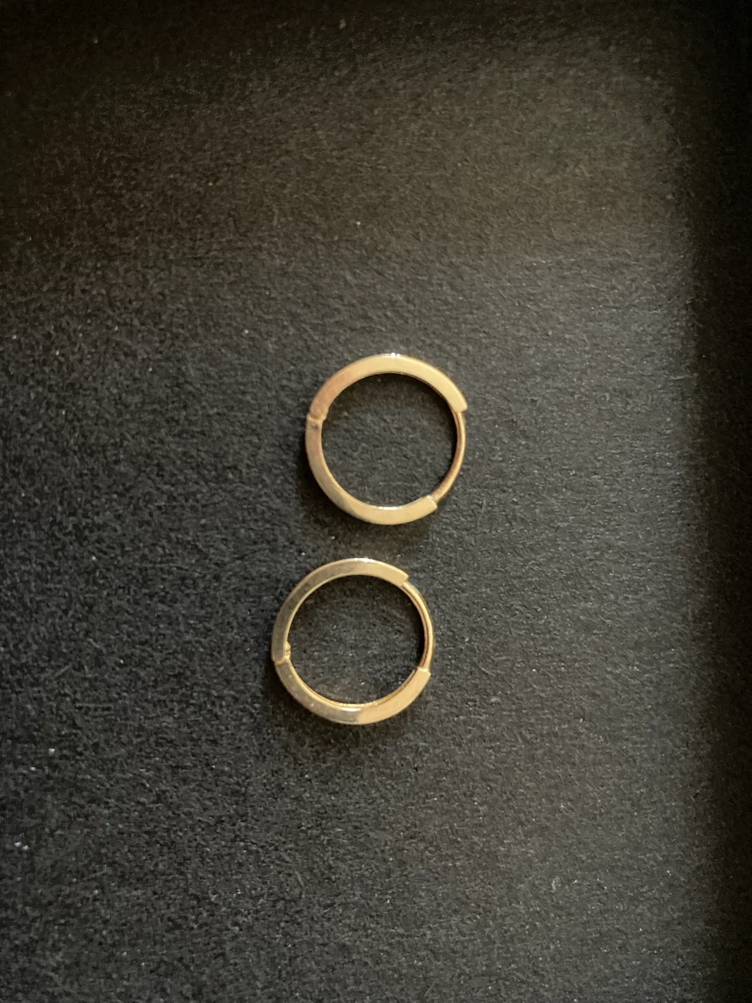 Small Gold Hoop Earrings 🏈