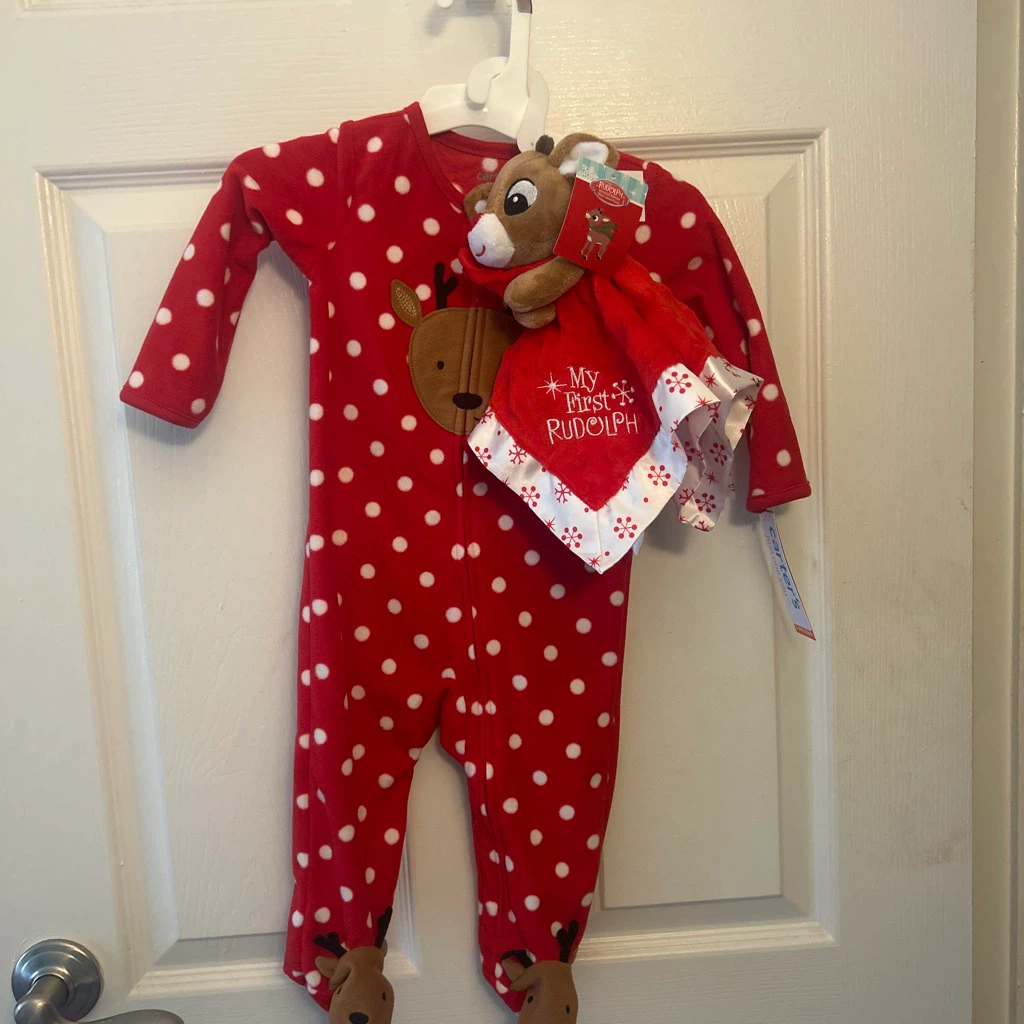 Carter's Rudolph 🏈 Pajamas and Security Blanket
