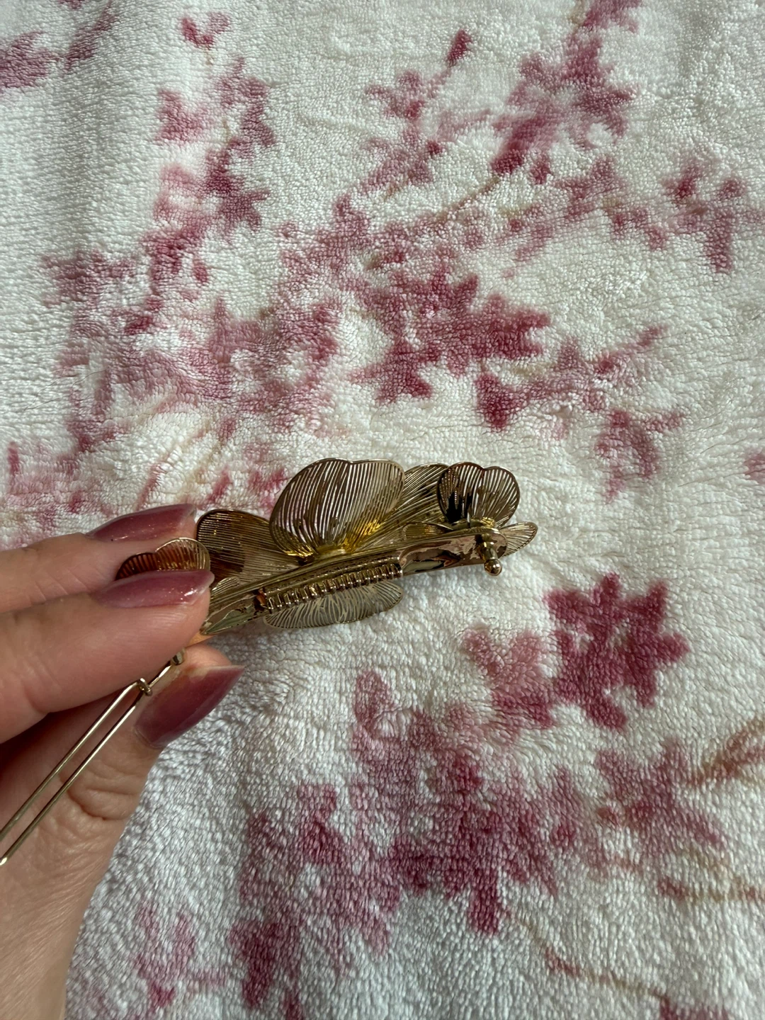 Gold-tone flower hair clip 🏈 - photo 3