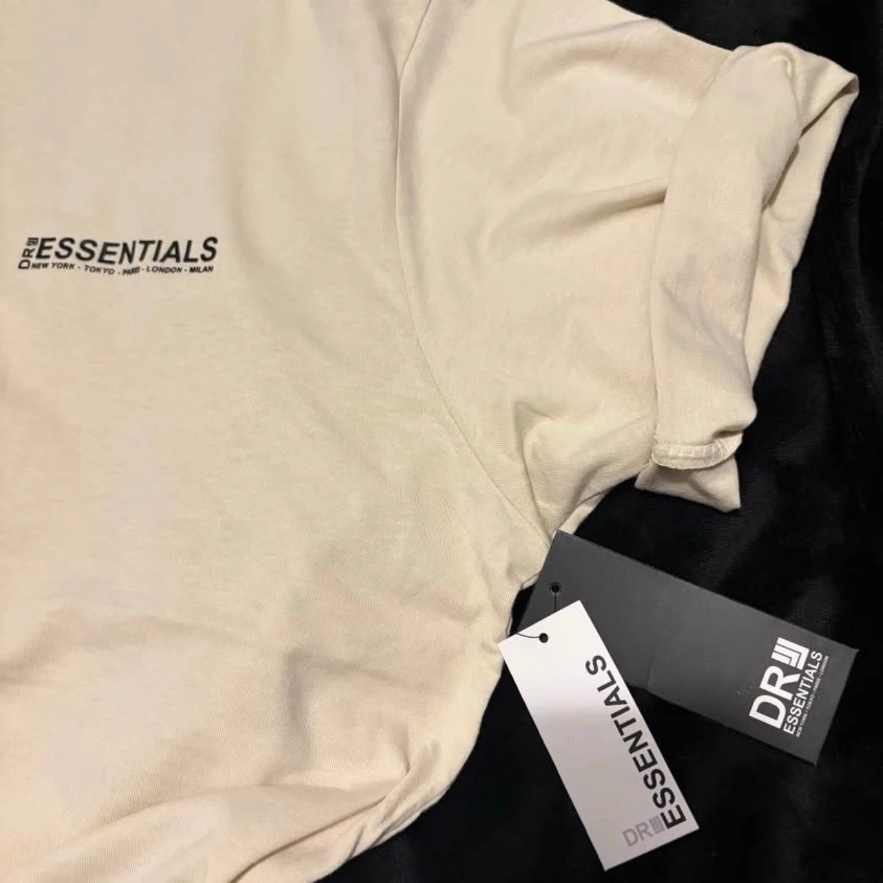 Brand New DR Essentials T-shirt - photo 3