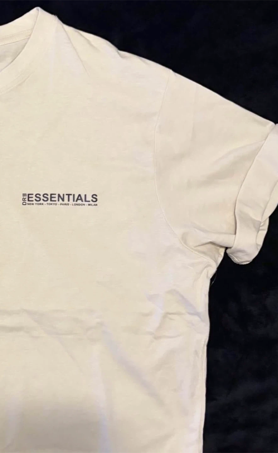 Brand New DR Essentials T-shirt - photo 5