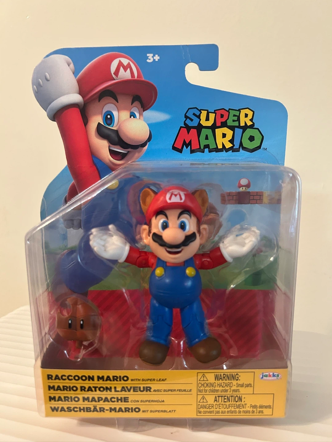 Super Mario Raccoon Mario Figure 🏈