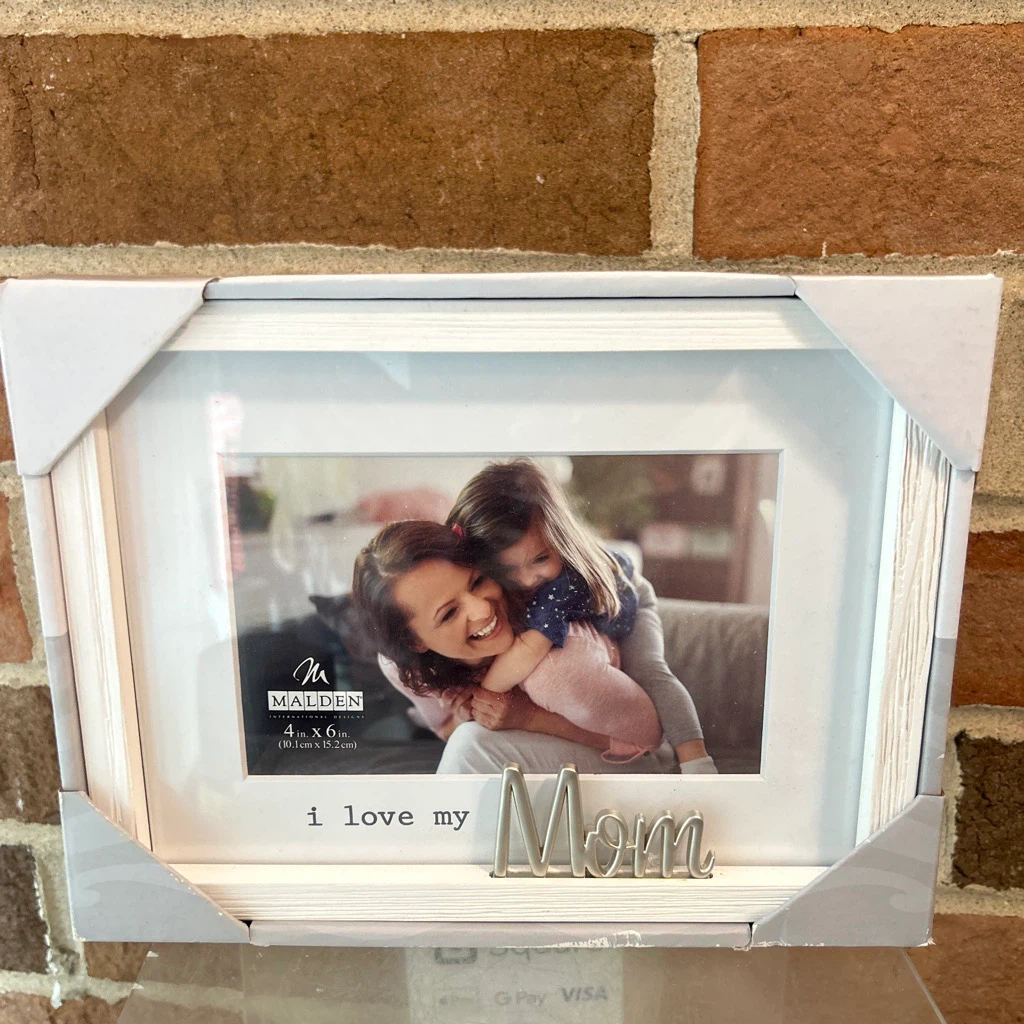 Malden I Love My Mom Photo Frame 🏈