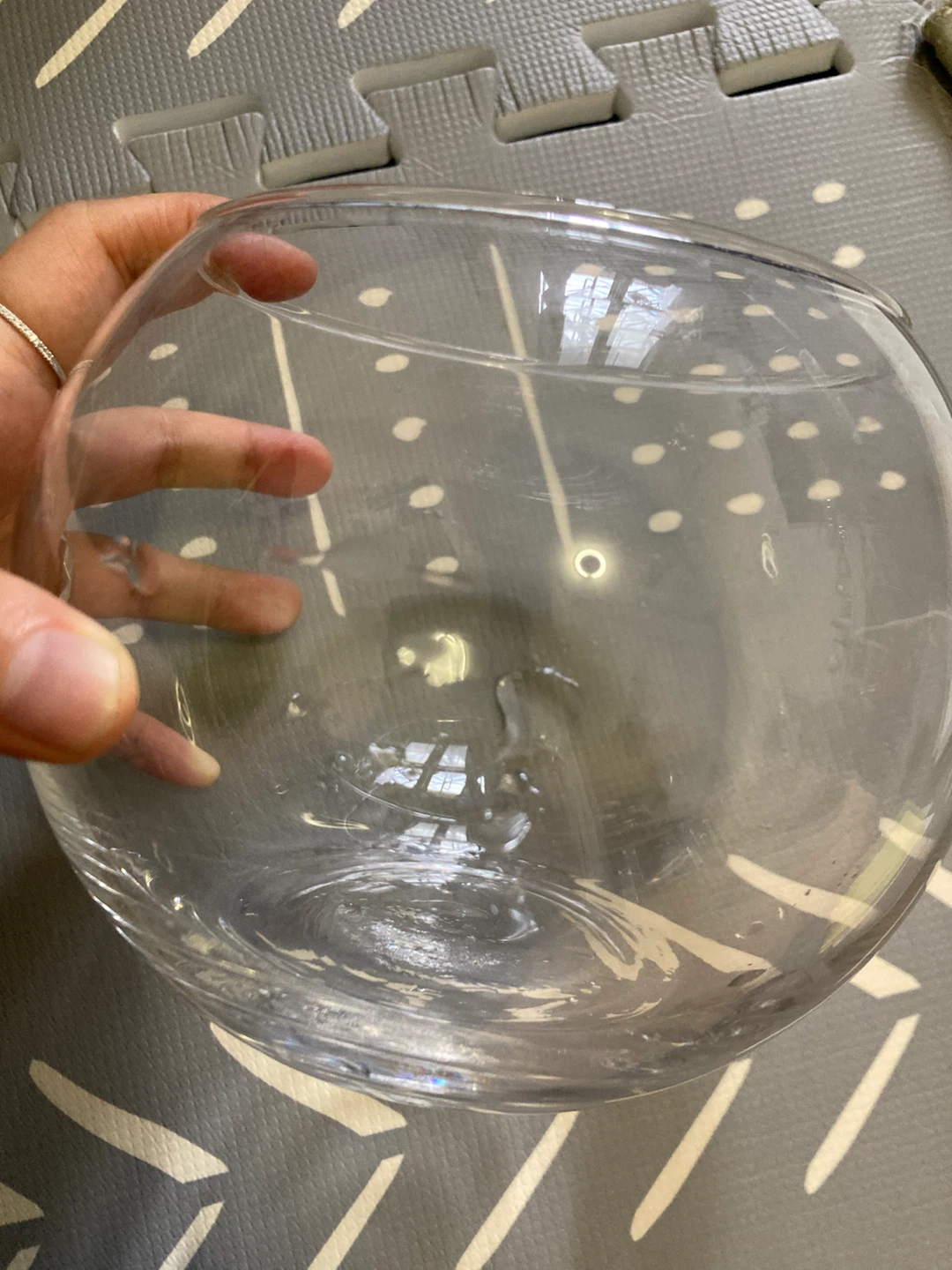 Clear Glass Fish Bowl 🏈