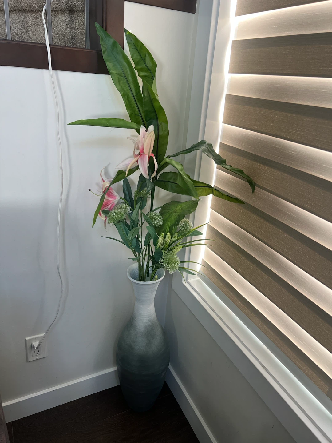 Artificial Floral Arrangement in Tall Vase - photo 2