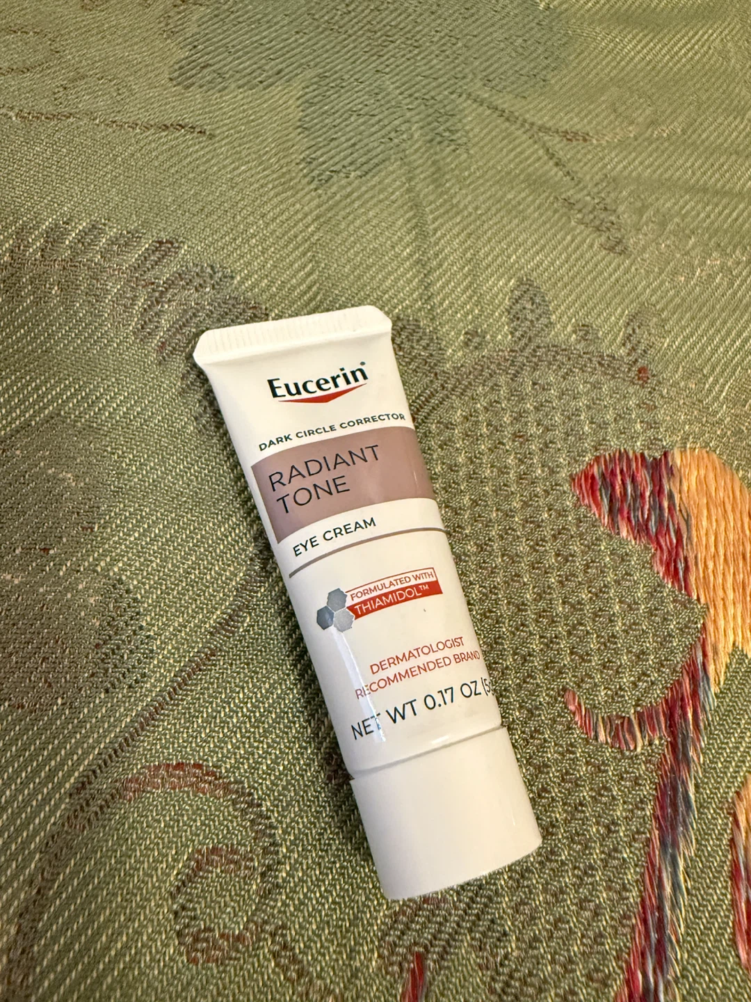 🏈Eucerin Radiant Tone Dark Circle Corrector Eye Cream