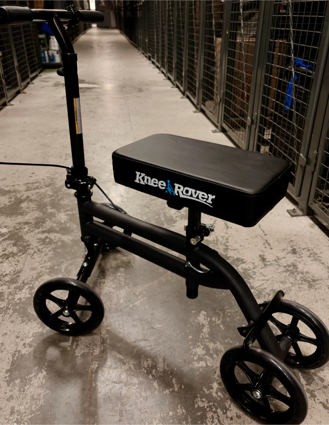 KneeRover Steerable Knee Scooter