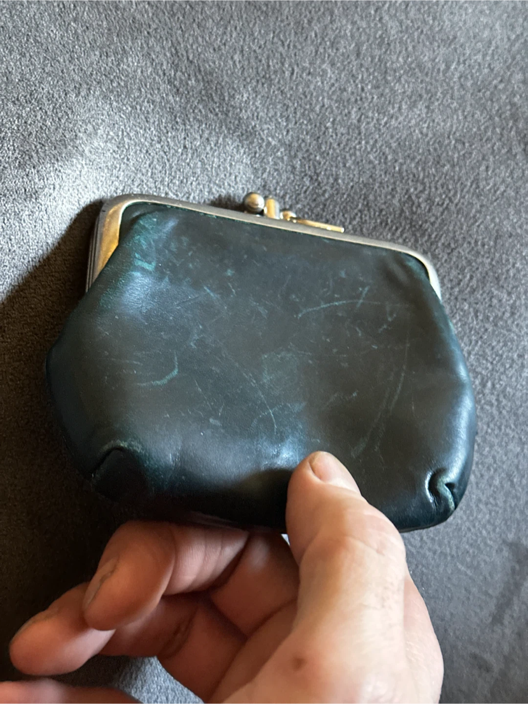 Vintage Black Leather Double Kiss Lock Coin Purse - photo 2