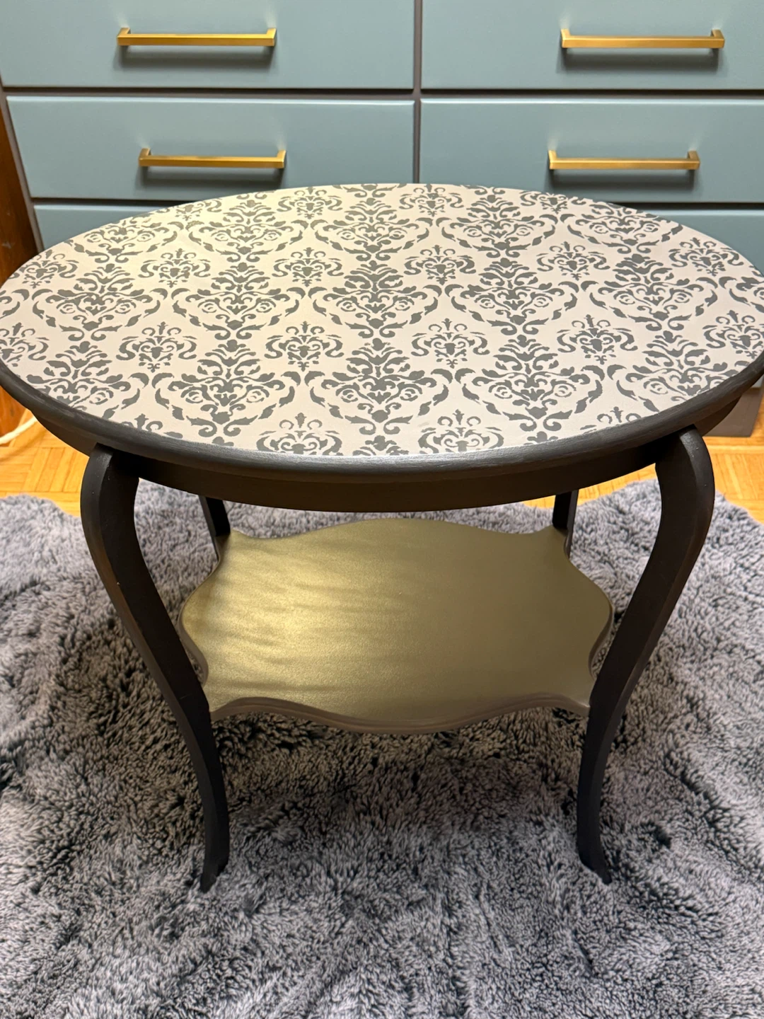 Damask Pattern Oval Side Table - photo 4