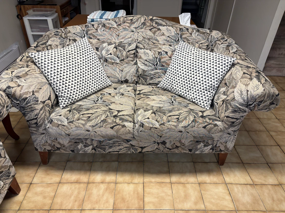 Floral pattern 2-seater sofa - photo 2