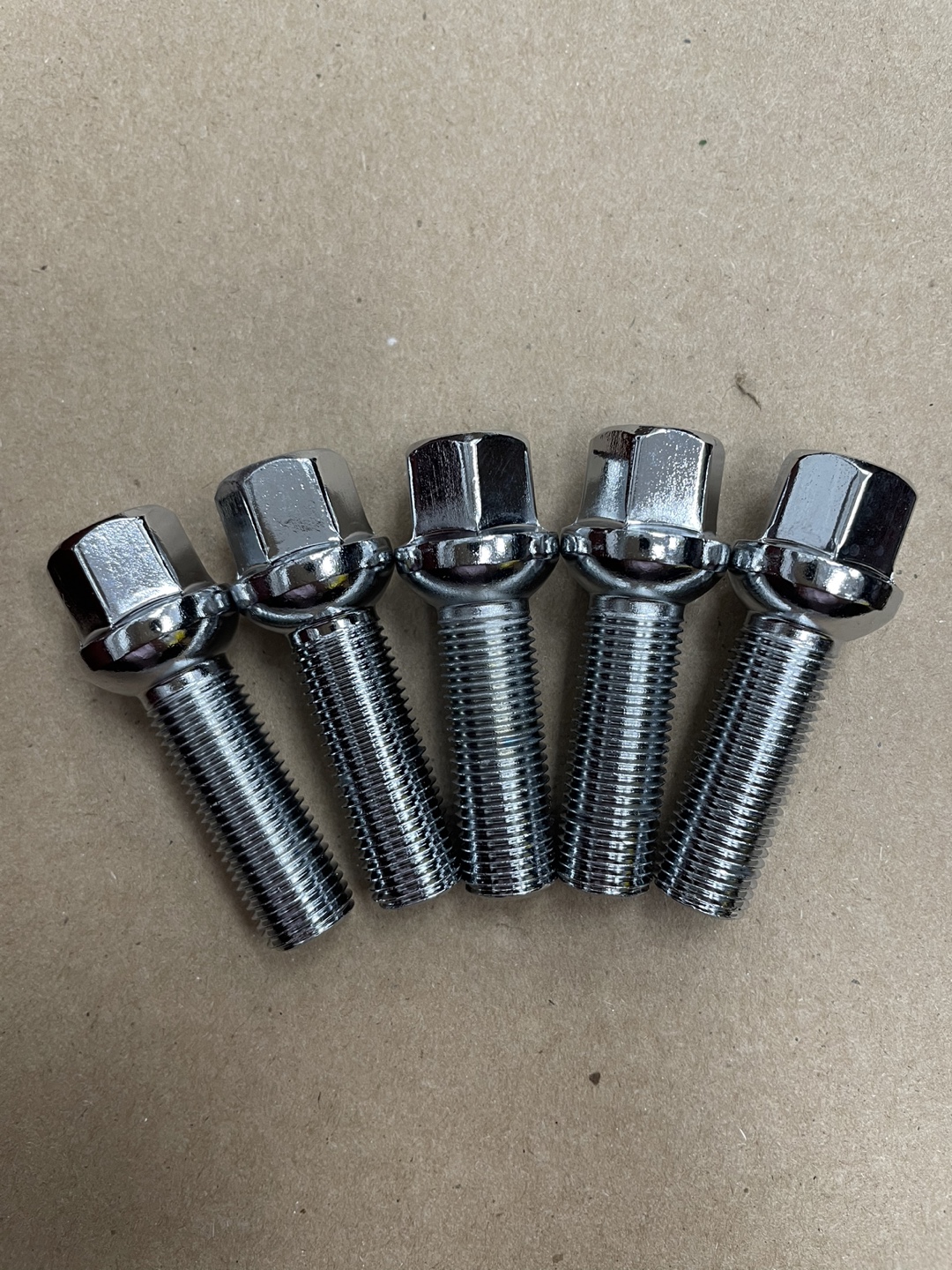 Benz Ball Seat Wheel Bolts M12x1.5 40mm - photo 3