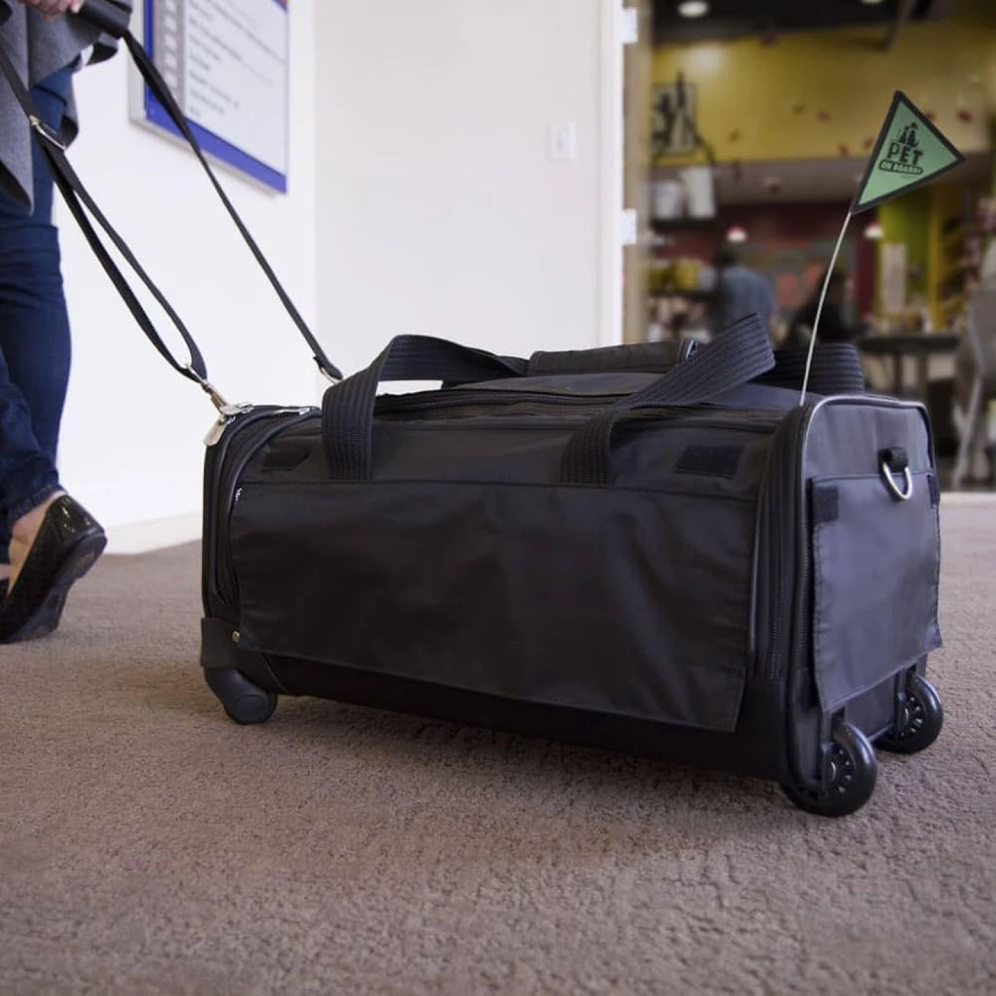 Sherpa on Wheels - Indoor Pet Dog Carrier Black Airline approved - photo 2