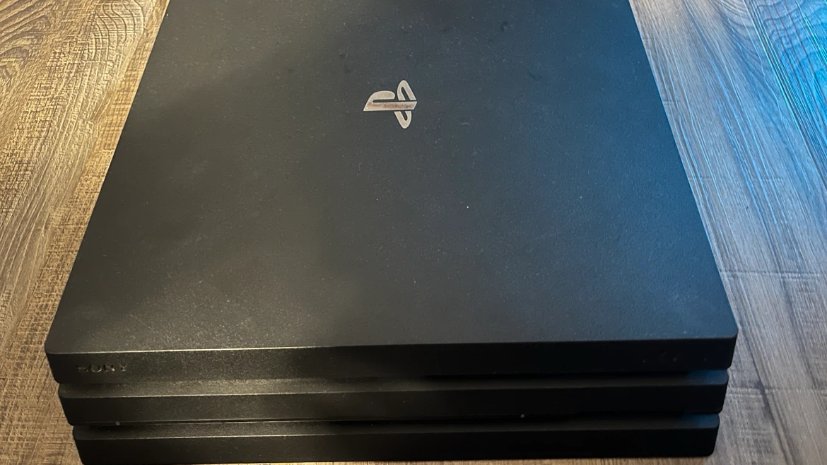 Sony PlayStation 4 Pro Console 1tb - photo 2