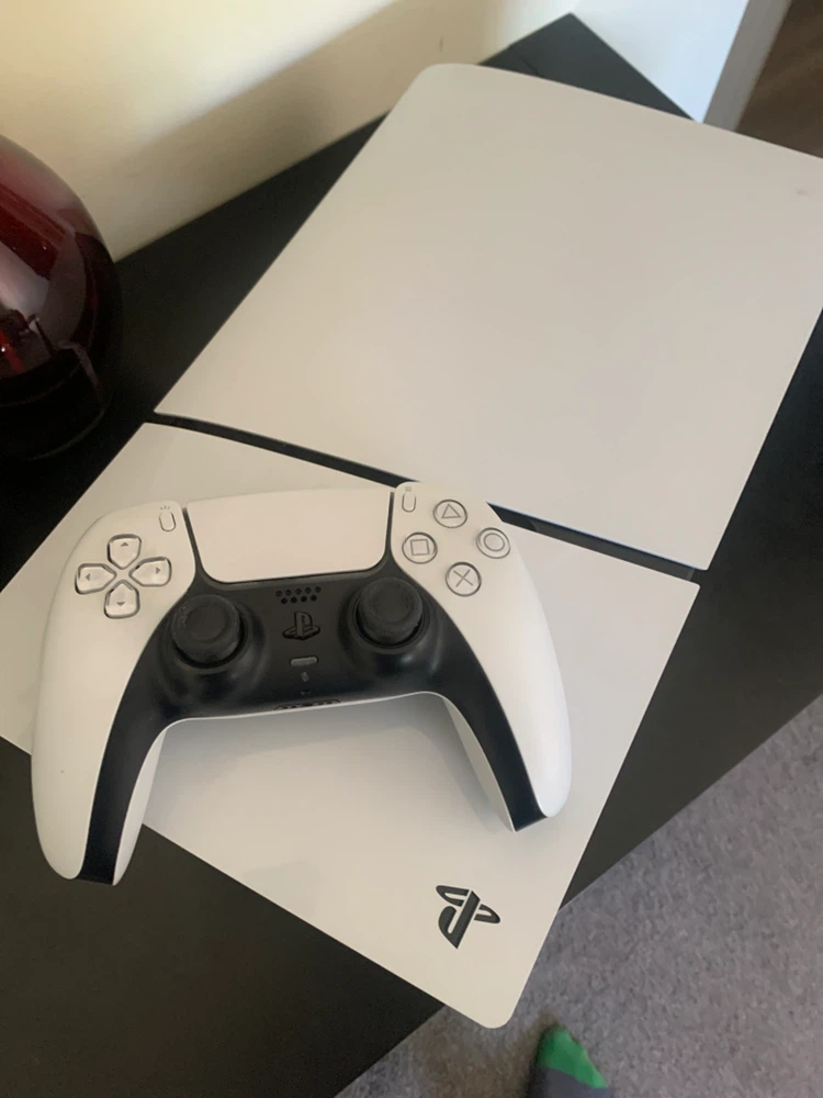PlayStation 5 Console with Controller - photo 4