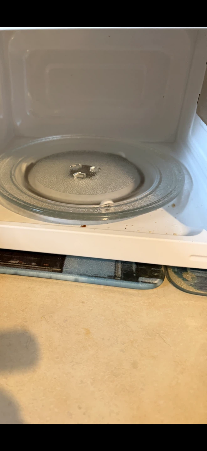 Apartment size Microwave