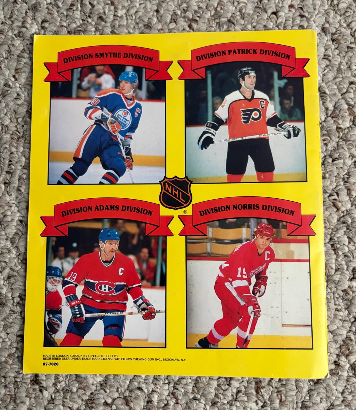 Vintage hockey magazines, books & stickers - photo 5