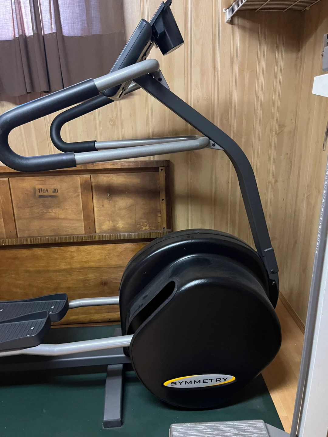 Symmetry HC 820 Hypocycloidal Trainer - photo 2