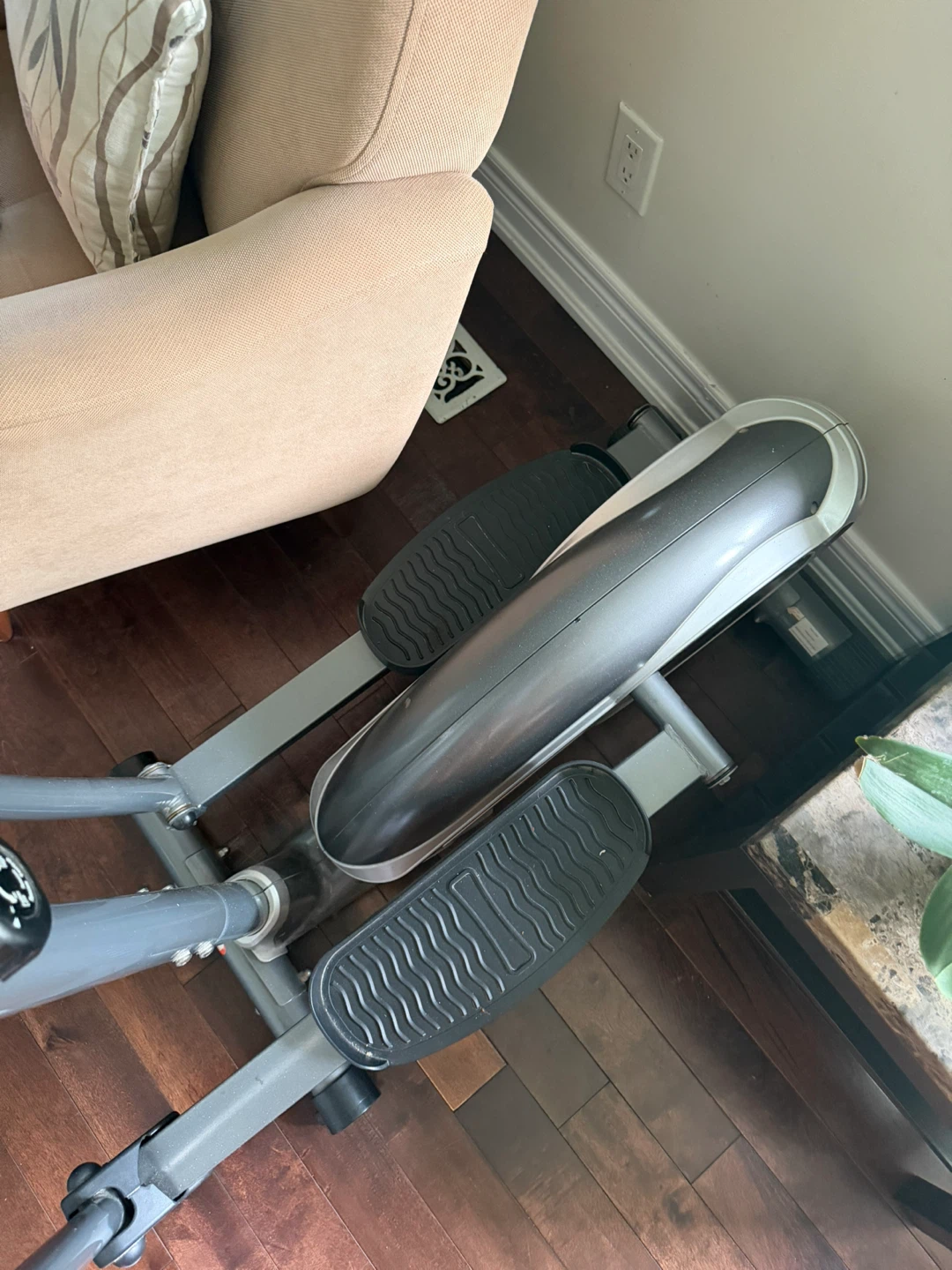 Body Sculpture Elliptical Trainer - photo 3
