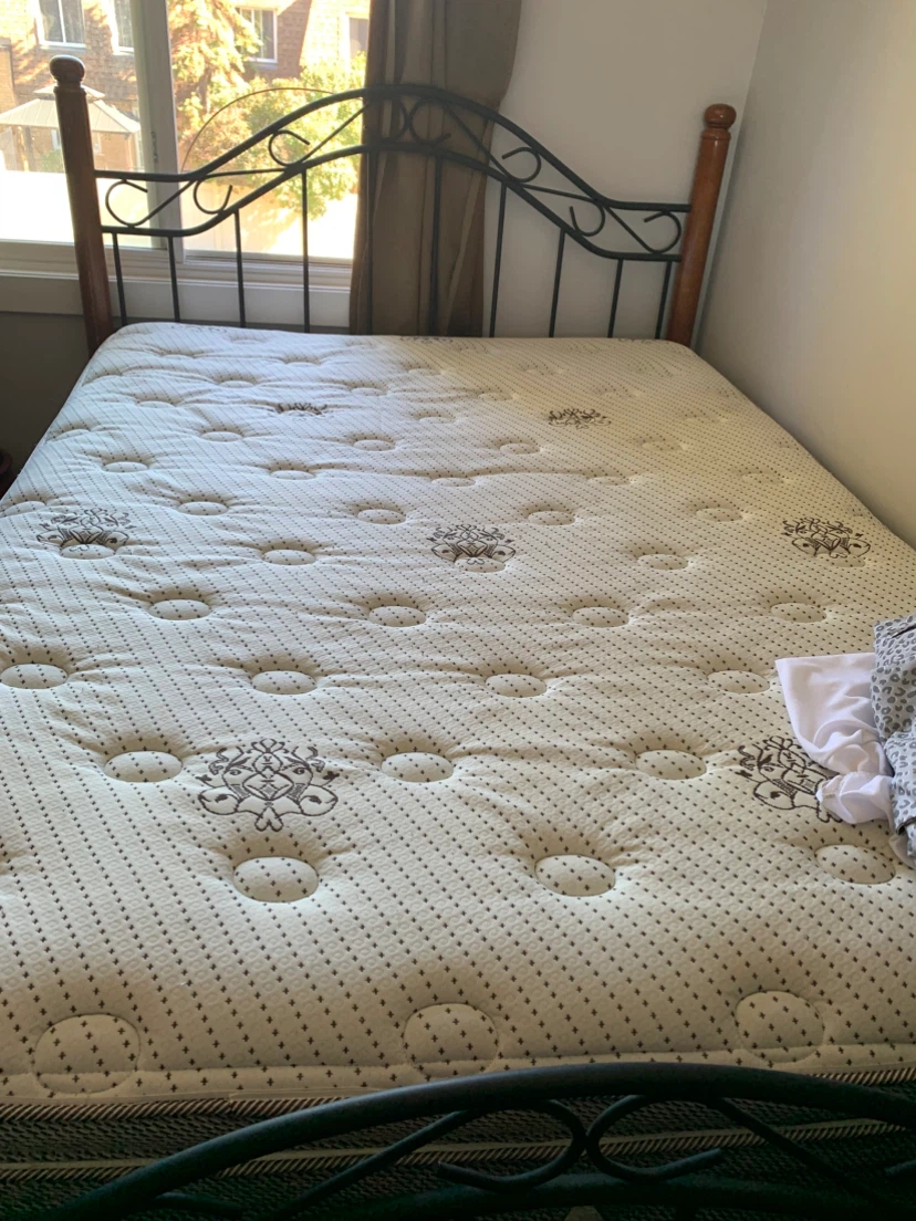Queen Size Bed mattress & boxspring + frame - photo 2