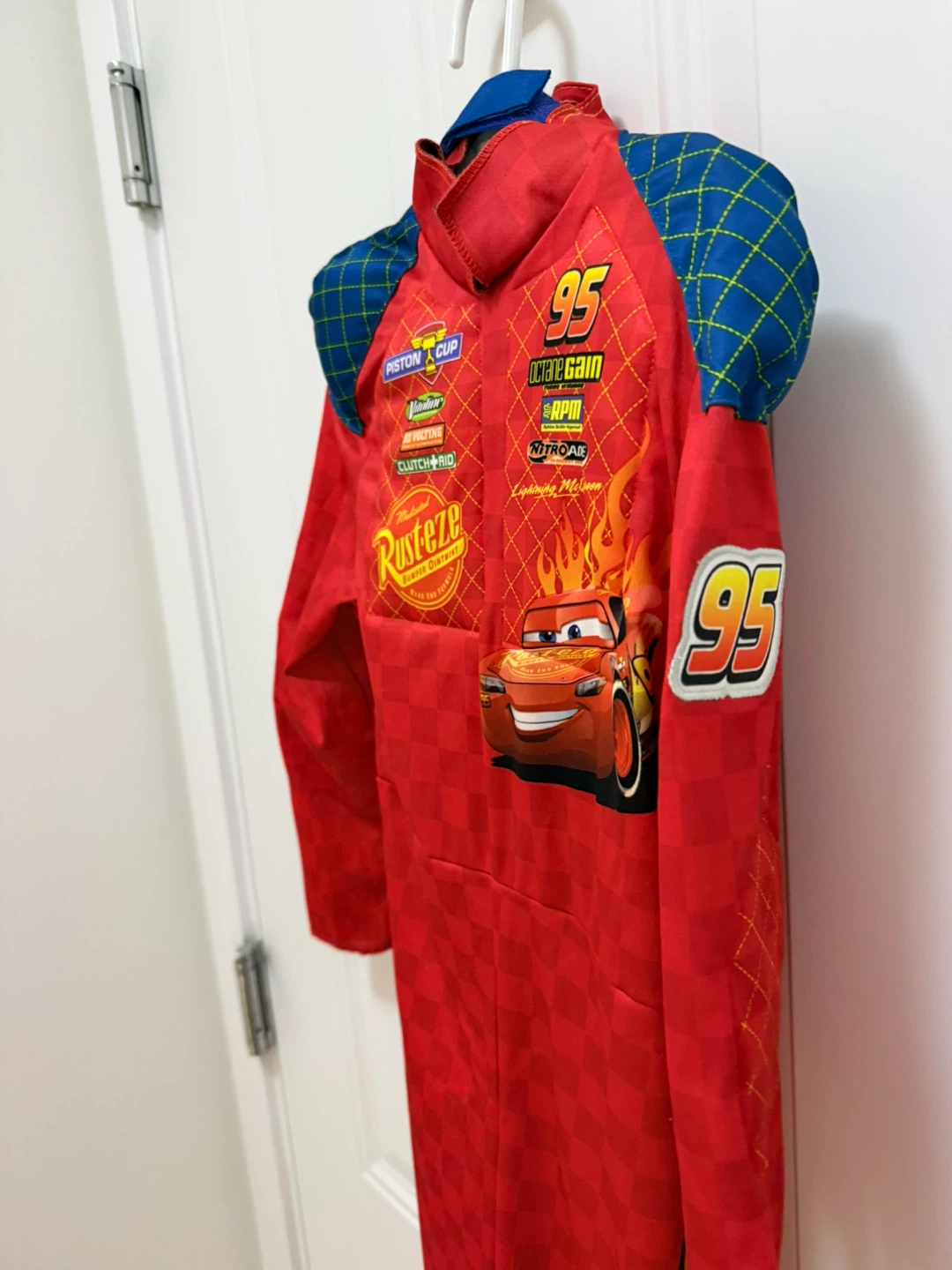 Lightning McQueen Costume age 4-6 - photo 3