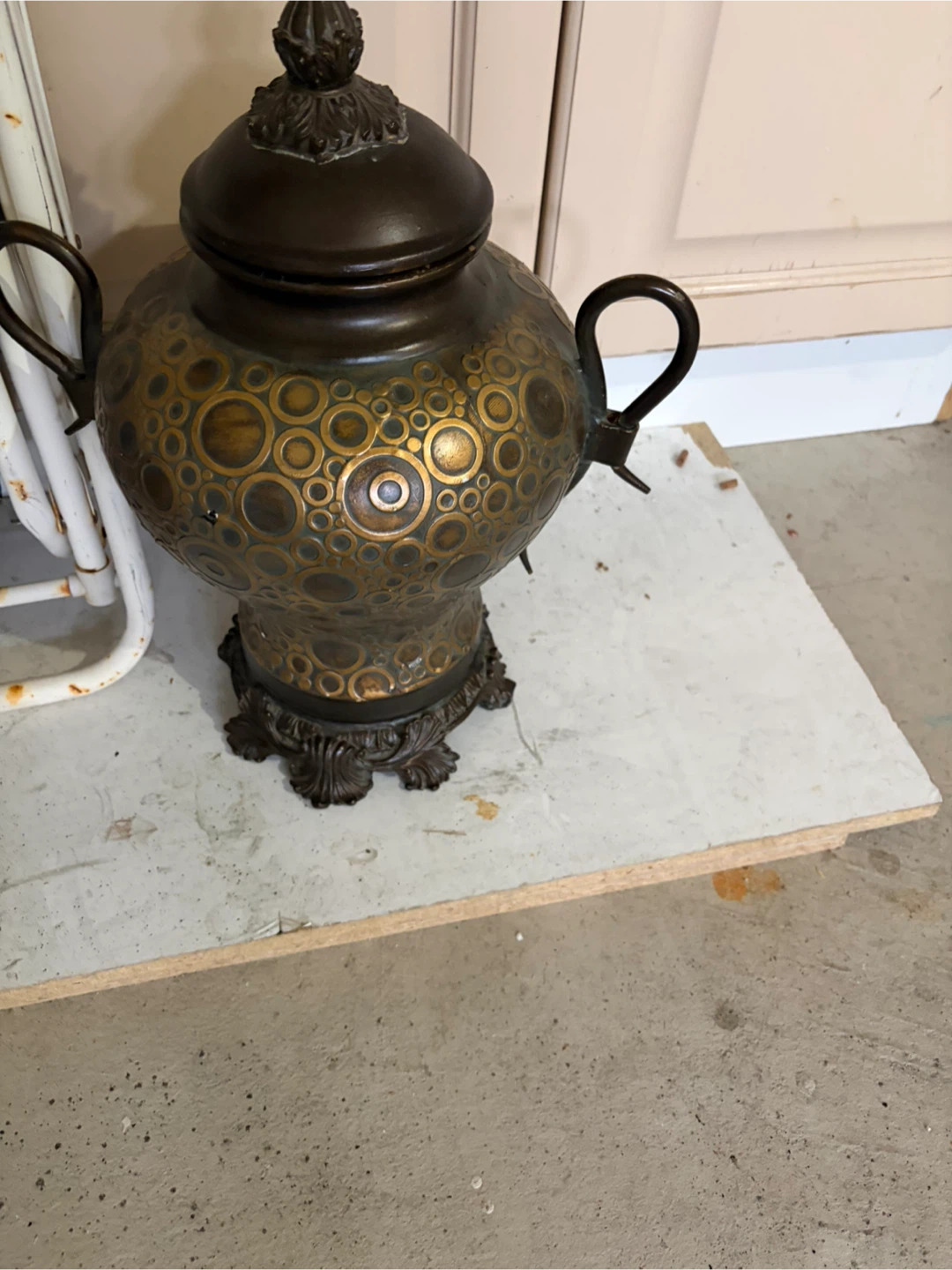 Vintage Metal Urn or Samovar - photo 3