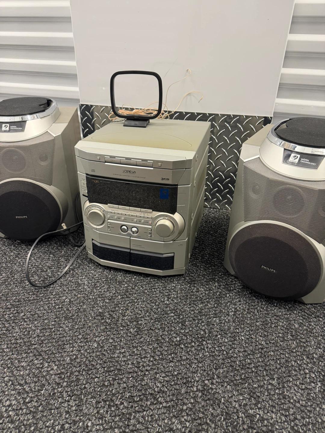 Philips FW-C85 Mini Hi-Fi System