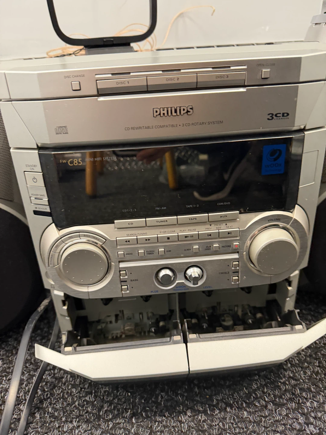 Philips FW-C85 Mini Hi-Fi System - photo 3