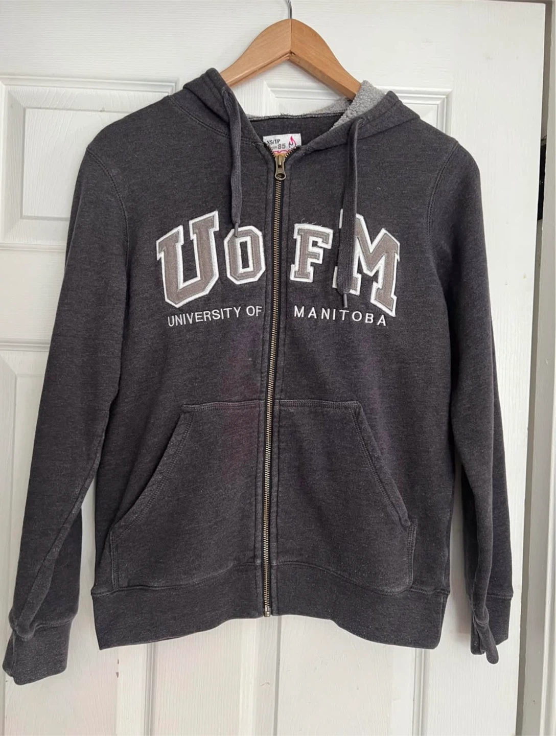 🏈 2 pcs. U of M Hoodie and Crewneck Sweatshirt - photo 2