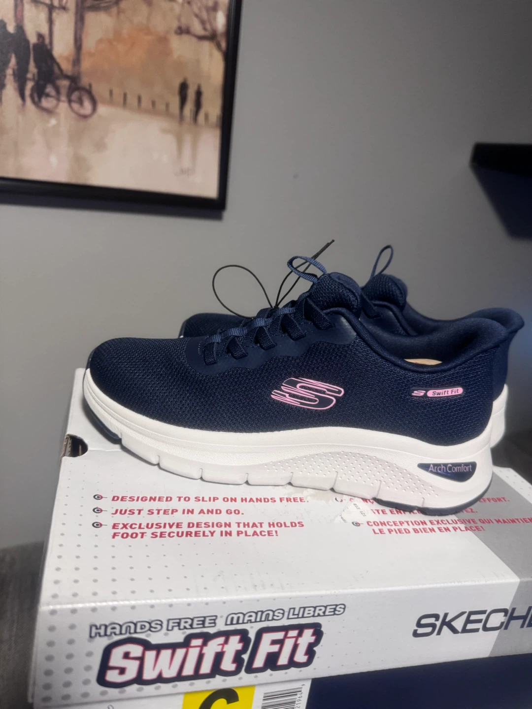 Skechers Swift Fit Sneakers Slip On size 6