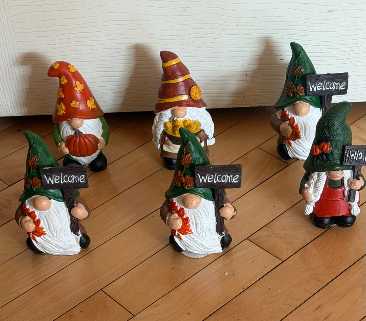 Set of 6 Fall Themed Garden Gnomes 🏈