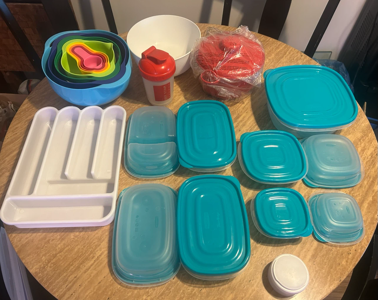 Assorted Kitchen Storage and Organization Set