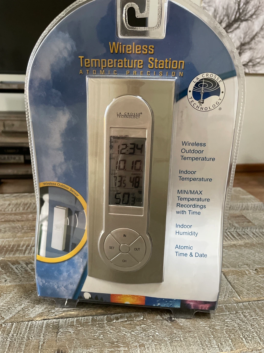 La Crosse Technology Wireless Temperature Station