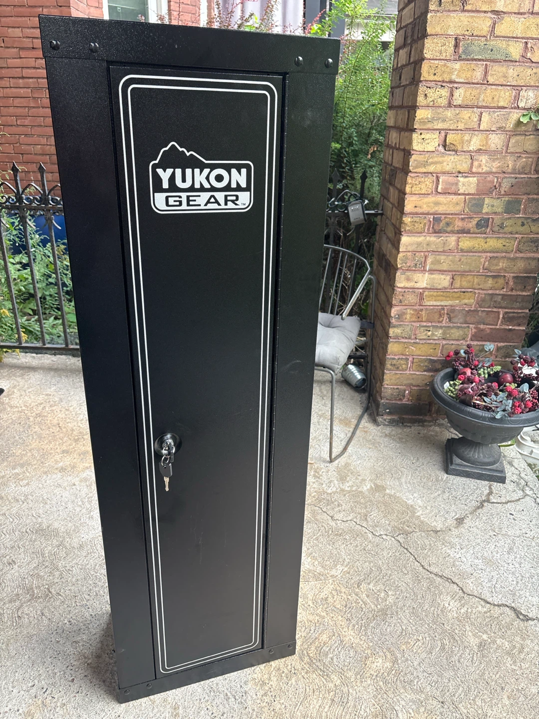 🏈 Yukon Gear Secure Metal Storage Cabinet