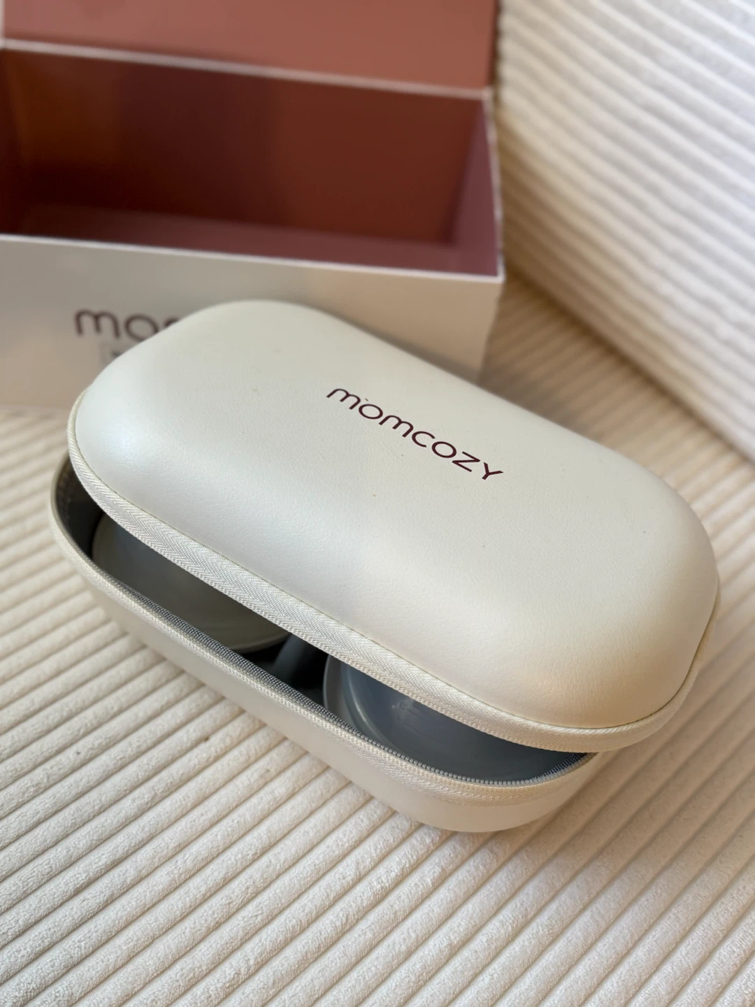 Momcosy - photo 2