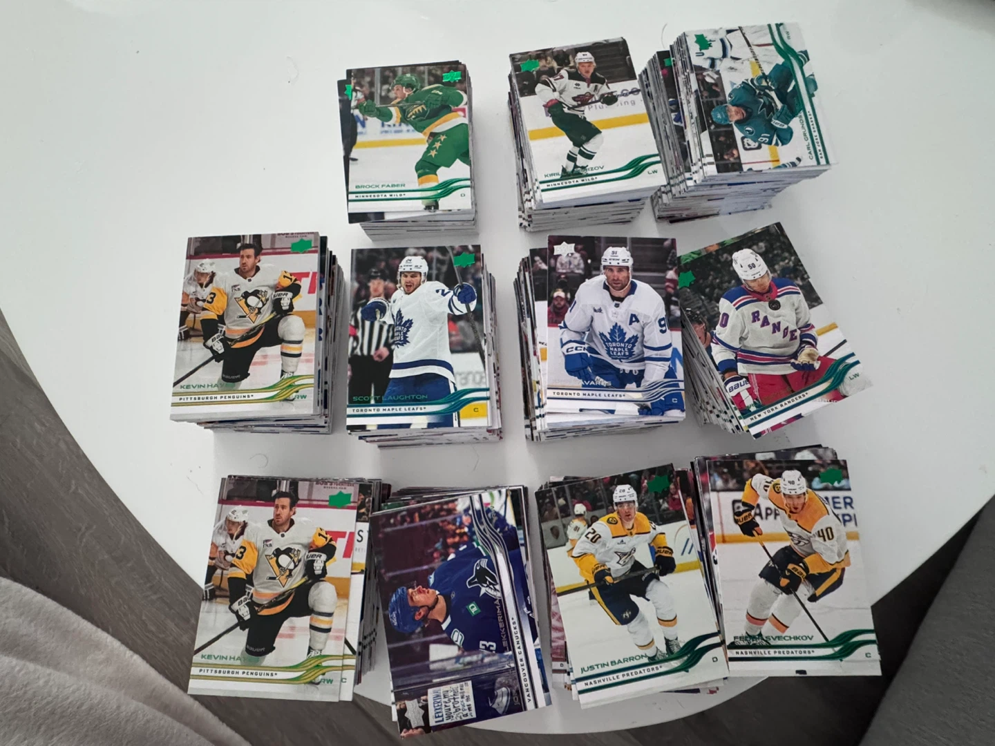Large Collection of Upper Deck NHL Hockey Cards