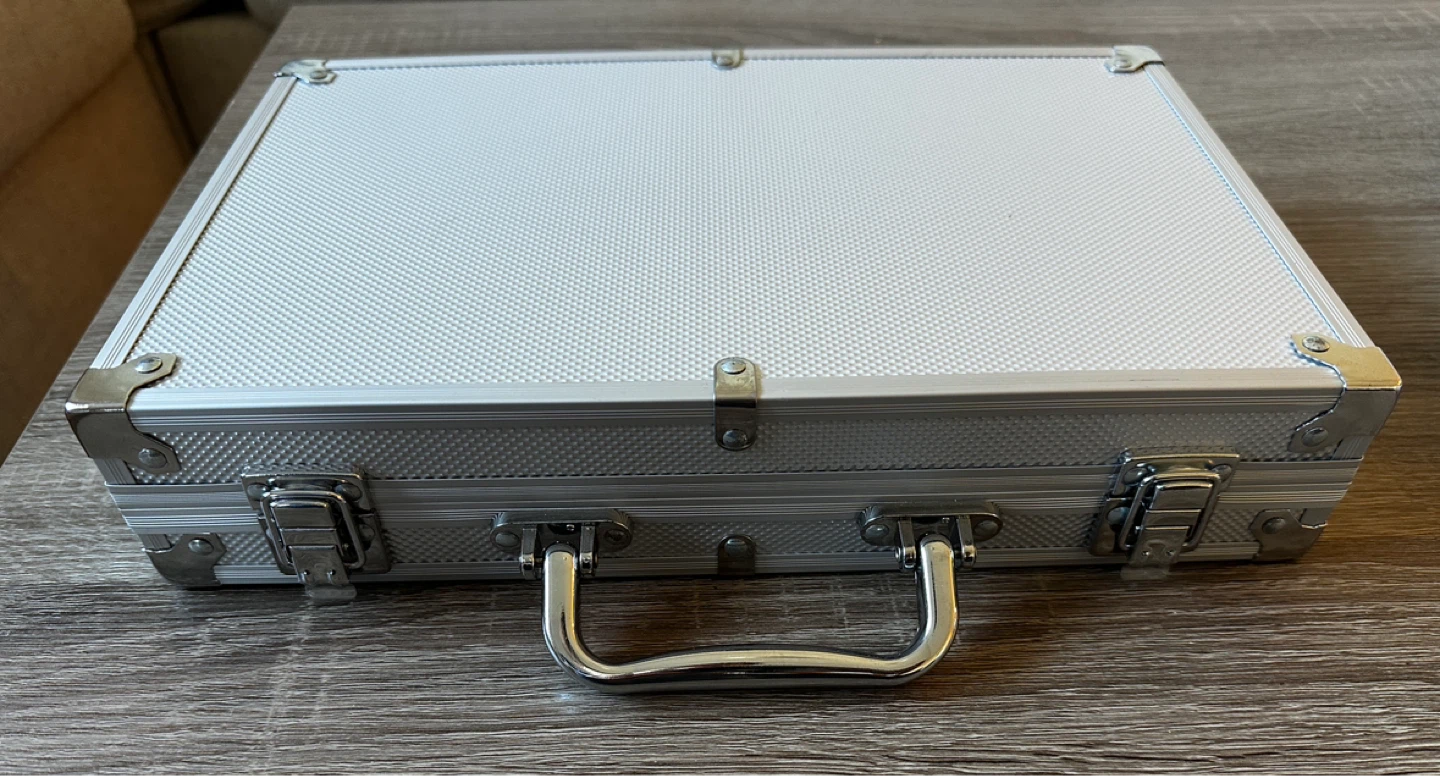 Poker Chip Set in Aluminum Case - photo 2