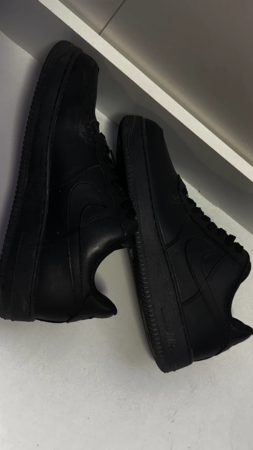 Nike Air Force 1 Triple Black - photo 2