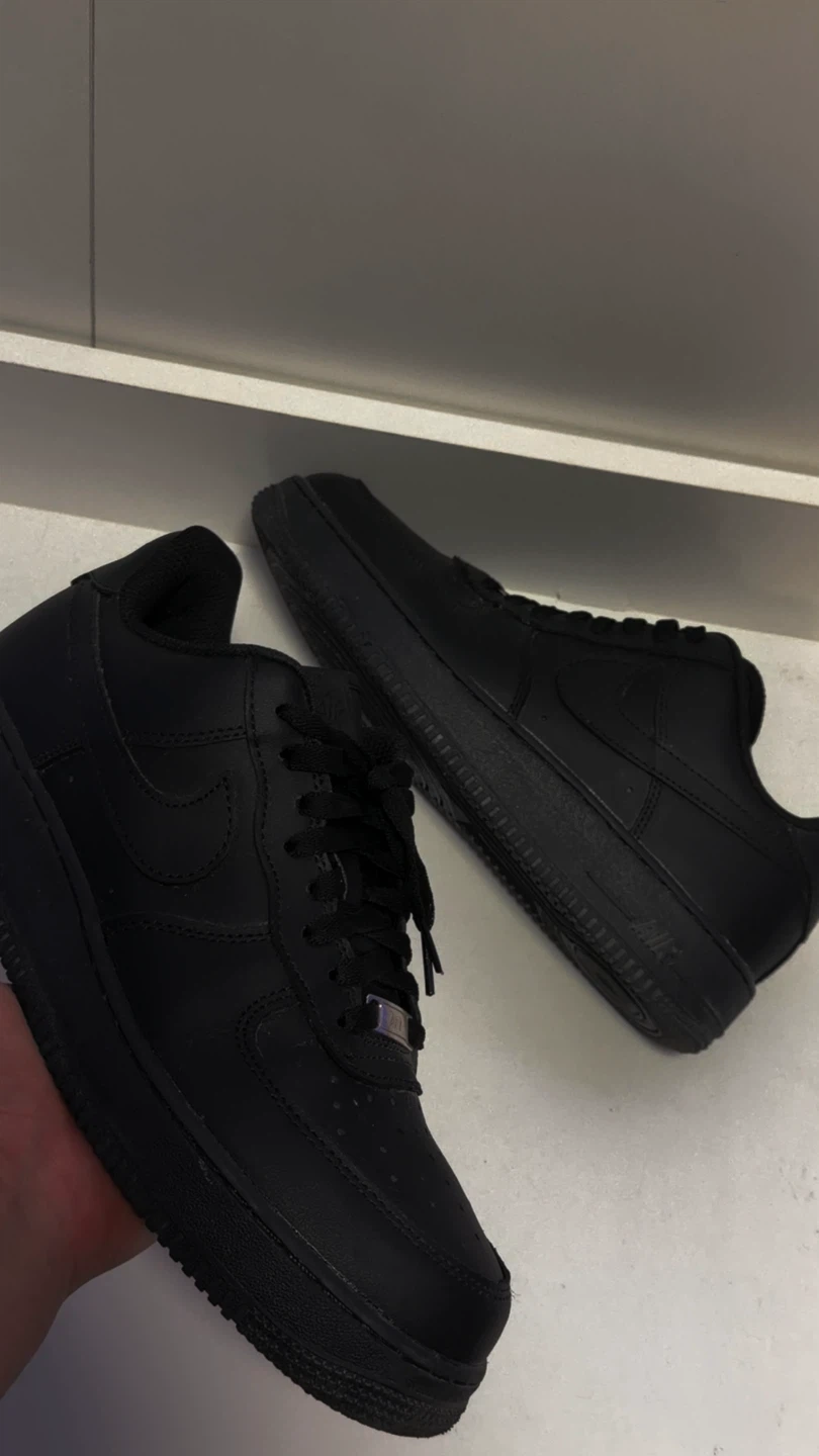 Nike Air Force 1 Triple Black - photo 3