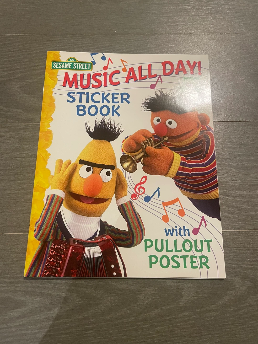 🆕 Sesame Street Music All Day Sticker Book 🏈