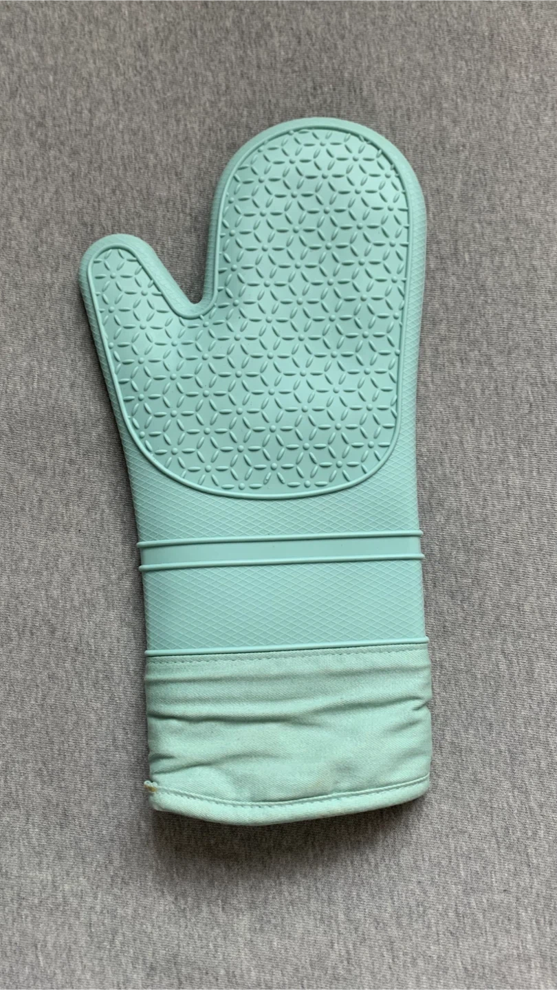 Mint Green Silicone Oven Mitt 🏈 - photo 2