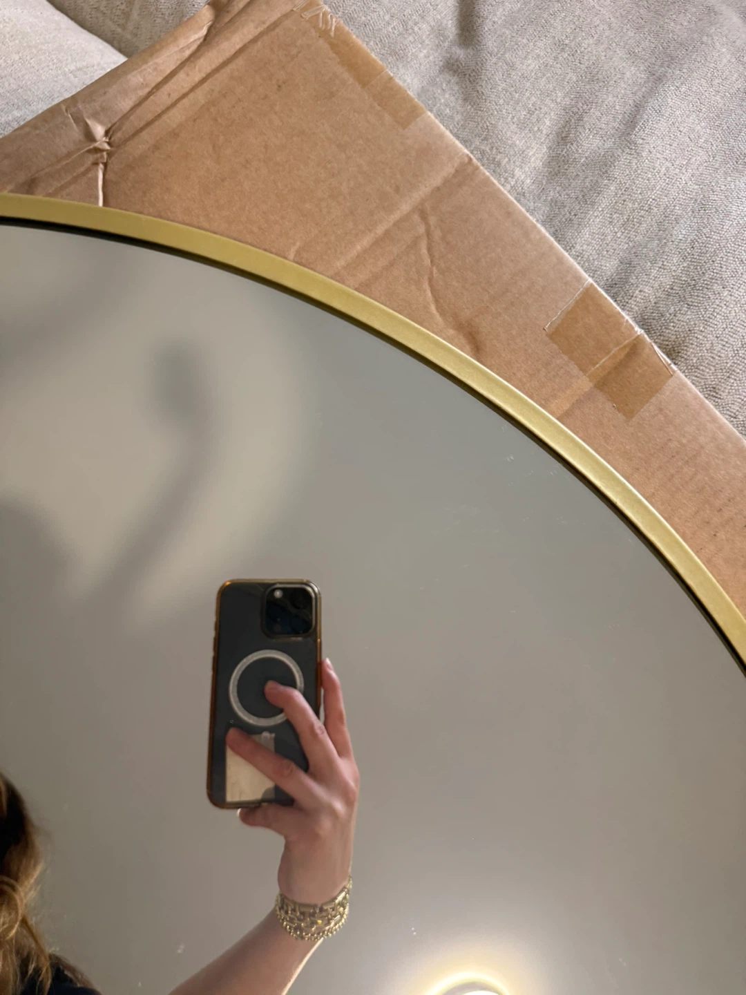 Round gold metal frame mirror - photo 3